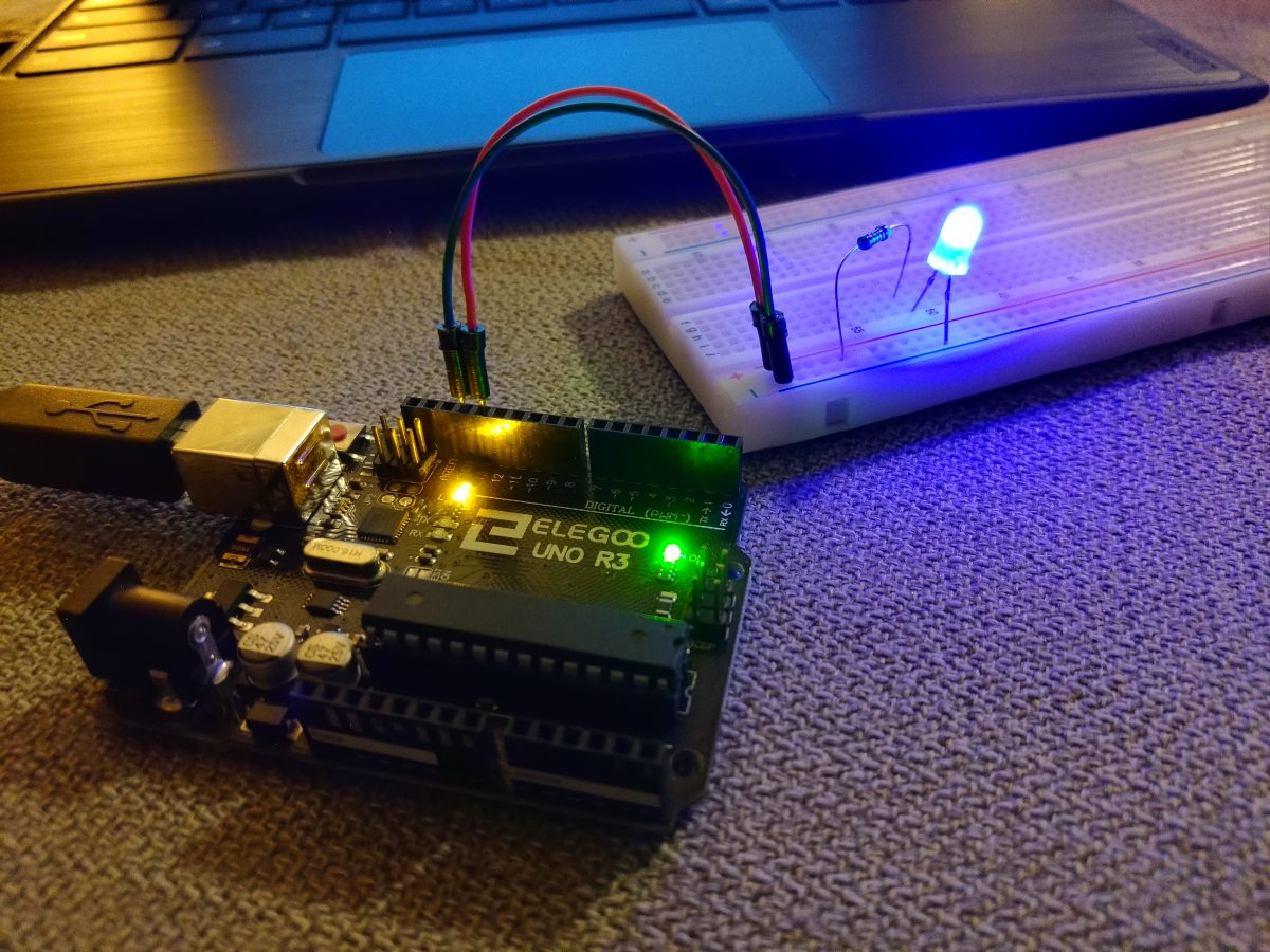 Intro to Arduino – Part 4 – Control an External LED – Andrew's Website ...
